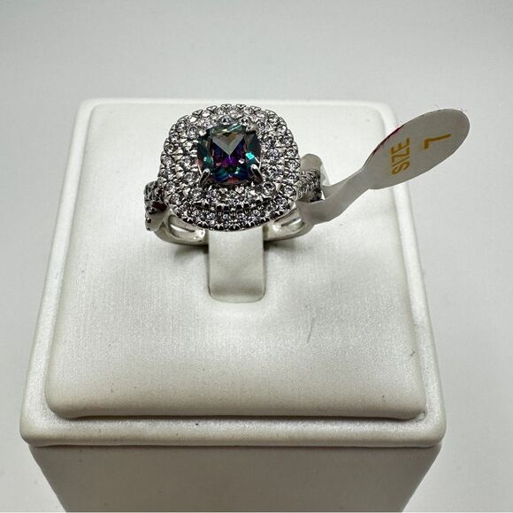 NWT Bomb Party, cushion cut "mystic topaz" ring w/ double halo of cz diamonds! - Picture 9 of 10
